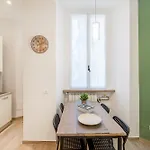 شقة Entire With Patio In The Isola Area